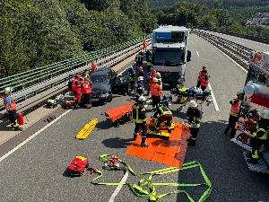 Bild: Verkehrsunfall auf der Autobahn A1