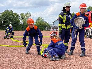 Bild: Jahreshauptübung der Kinder- und Jugendfeuerwehr Feuerwehr Eppelborn