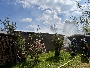 Bild: Brand einer Garage in der Jägerbergstraße