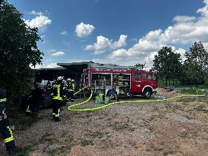 Bild: Brand eines Gartenhauses auf dem Galgenberg (Foto: Andreas Kuhn - Landkreis Neunkirchen)