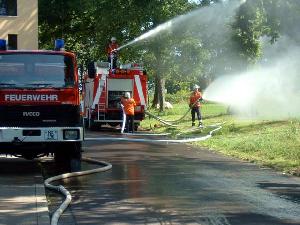 Bild: Waldbrandübung 2004 am psychiatrischen Pflegeheim in Habach