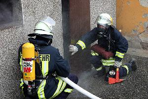 Bild: Dichter Rauch sorgte für eine realitätsnahe Übungssituation