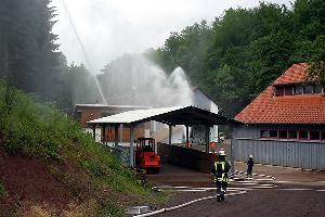 Bild: Waldbrandbekämpfung im Bereich der Forstarbeitsschule