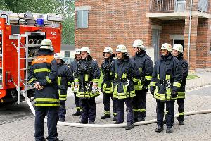 Bild: Einweisung der Gruppe durch den Ausbilder