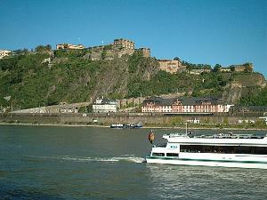 Bild: Die Festung Ehrenbreitstein in Koblenz
