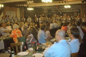 Bild: Eröffnung durch den Fanfarenzug des Löschbezirks Eppelborn