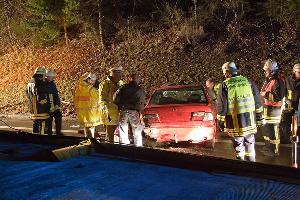 Bild: Neben der Feuerwehr waren auch Rettungsdienst und Polizei im Einsatz