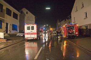 Bild: Die Lebacher Straße musste während den Löscharbeiten voll gesperrt werden