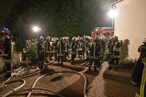 Bild: Ein Großaufgebot an Einsatzkräften war bei dem Brand im Einsatz