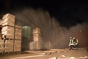 Bild: Abschirmen benachbarter Gebäudeteile mit einer Wasserwand