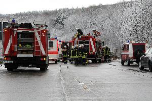 Bild: Die Richtungsfahrbahn nach Saarbrücken musste während der Rettungsarbeiten voll gesperrt werden
