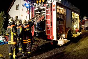 Bild: Entnahme von Material aus dem RW-G