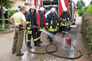 Bild: Die Gasflasche wurde sicherheitshalber gekühlt