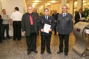 Bild: Befördert zum Oberlöschmeister: Andreas Groß