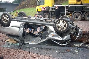 Bild: Sichtbare Verformung der Karosserie nach der Übung