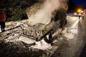 Bild: Das stark beschädigte Fahrzeug