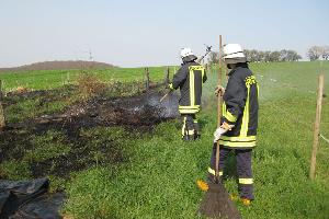 Bild: Auf rund 100 Quadratmetern brannte eine Wiese in der Verlängerung der Galgenbergstraße