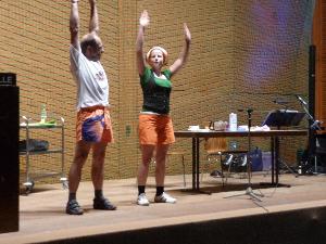 Bild: Seniorengymnastik (Wolfgang Götzinger, Eva-Maria Herrmann, v.l.)