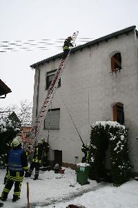 Bild: Die Schiebleiter wird in Stellung gebracht