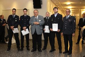 Bild: Ralf Schmitt, Markus Braun, Thomas Meyer und Thomas Saar wurden zum Löschmeister befördert