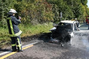 Bild: Kontrolle der Einsatzstelle mit der Wärmebildkamera