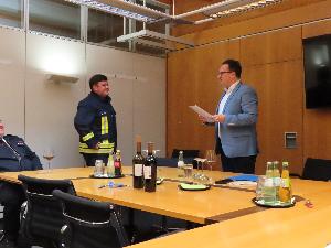 Bild: Fabian Schorr wurde zum Löschmeister befördert.