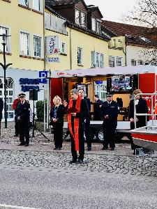 Bild: Fahrzeugübergabe an die Feuerwehr Eppelborn