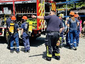 Bild: Jahreshauptübung der Jugendfeuerwehr