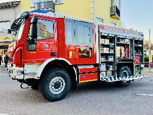 Bild: Fahrzeugübergabe an die Feuerwehr Eppelborn