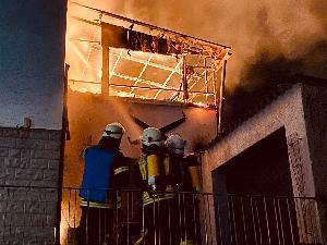 Bild: Brand eines Terrassenanbaus "Auf Der Hohl"