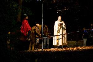 Bild: Pastor Matthias Marx beim Martinszug in Eppelborn