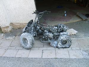 Bild: An dem Quad entstand Totalschaden