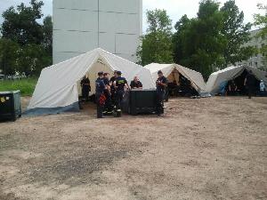 Bild: In Zelten sind die saarländischen Kräfte untergebracht