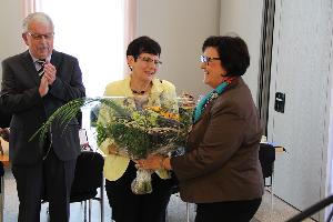 Bild: Ihren Dank richtete Gaby Schäfer auch an Hiltrud Becker, die Felix in seinem Engagement immer unterstützt hat