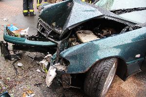 Bild: An dem Unfallfahrzeug entstand Totalschaden