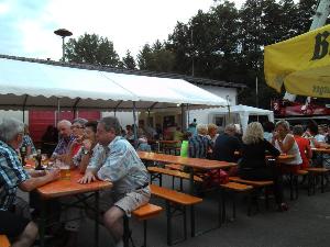 Bild: Gäste fühlten sich wohl bei der Feuerwehr in Dirmingen.