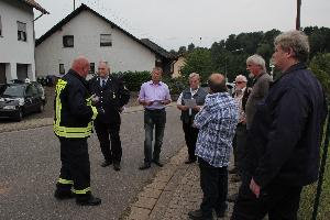 Bild: Einführung der Gäste durch Wehrführer Klaus Theis