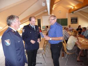 Bild: Abordnung der Aktiven gratulieren