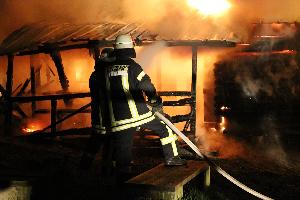 Bild: Löscharbeiten