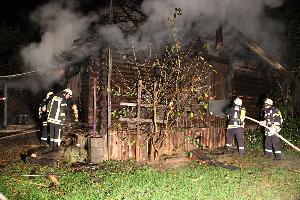 Bild: Löscharbeiten