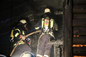 Bild: Nachlöscharbeiten