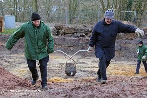Bild: Der Blindgänger konnte vom Kampfmittelräumdienst entschärft werden (Foto: Christopher Benkert - Feuerwehr Neunkirchen)