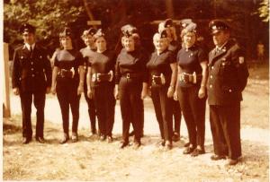 Bild: Gotthard Detzler (links) und Günter Dörr (rechts), Betreuer der Damenwehr.