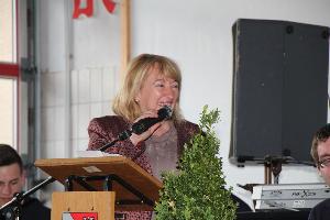 Bild: Bürgermeisterin Birgit Müller-Closset gratuliert