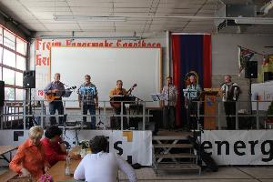 Bild: Auftritt der Eppelinos