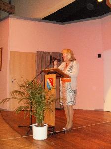 Bild: Auch Bürgermeisterin Müller - Closset war der Einladung des Löschbezirkes gefolgt.