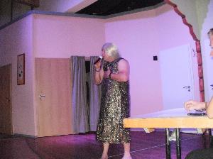 Bild: Stephan Morbe als unverwechselbare Helene Fischer.