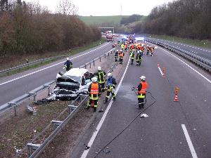 Bild: Unfallstelle auf der A1 in Fahrtrichtung Trier