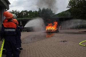 Bild: Wasser Marsch !