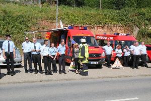 Bild: Bürgermeisterin Birgit Müller-Closset informierte sich bei der Einsatzleitung über das Übungsgeschehen